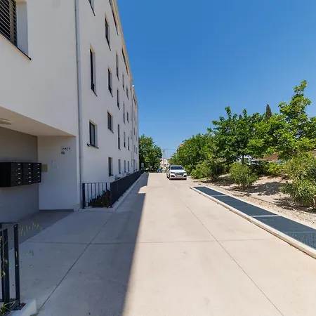 Apartman Zora By Belmont Realty Zadar