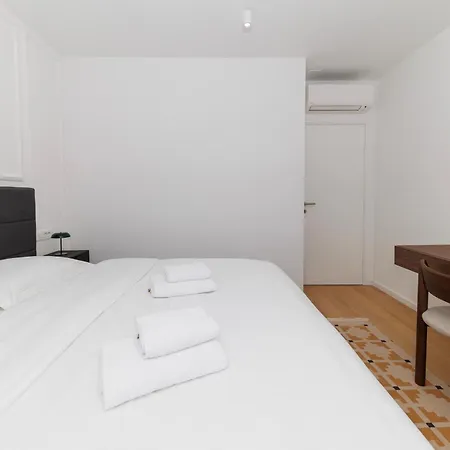 아파트 Zora By Belmont Realty *