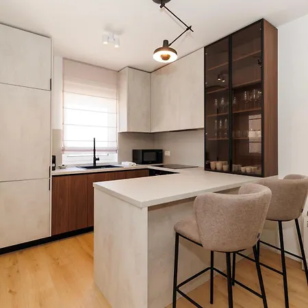 아파트 Zora By Belmont Realty *