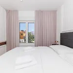 Zora By Belmont Realty Apartment